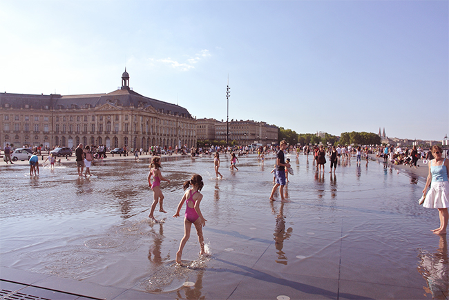 water-mirror-place-cool-off-bourdeaux-more-than-green-10